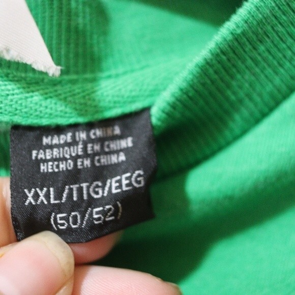 Mad Engine “Gift in the Litter Box” Grumpy Cat Ugly Christmas Sweatshirt XXL - Picture 13 of 13